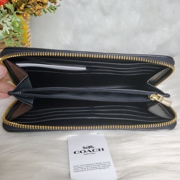 COACH GALLERY TOTE AND WALLET COMBO - Picture 9 of 9